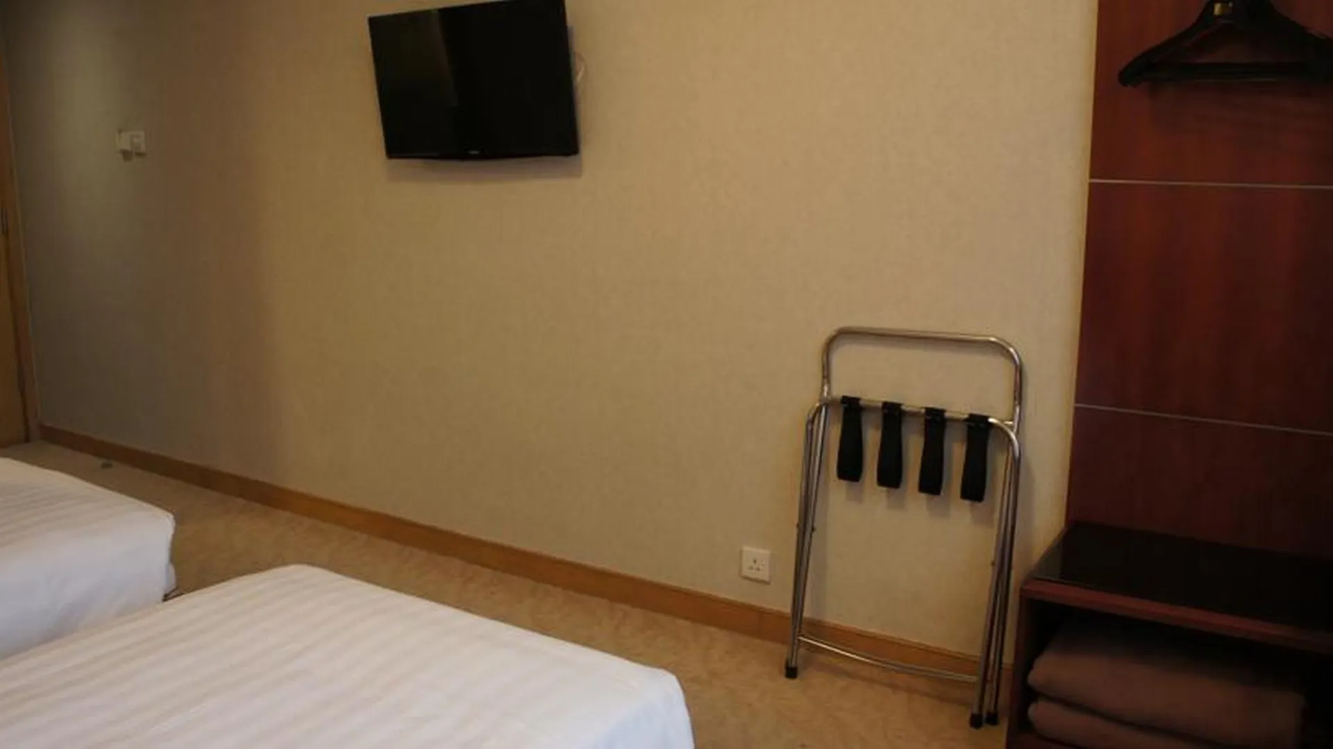 West Inn Hongkong Hotel