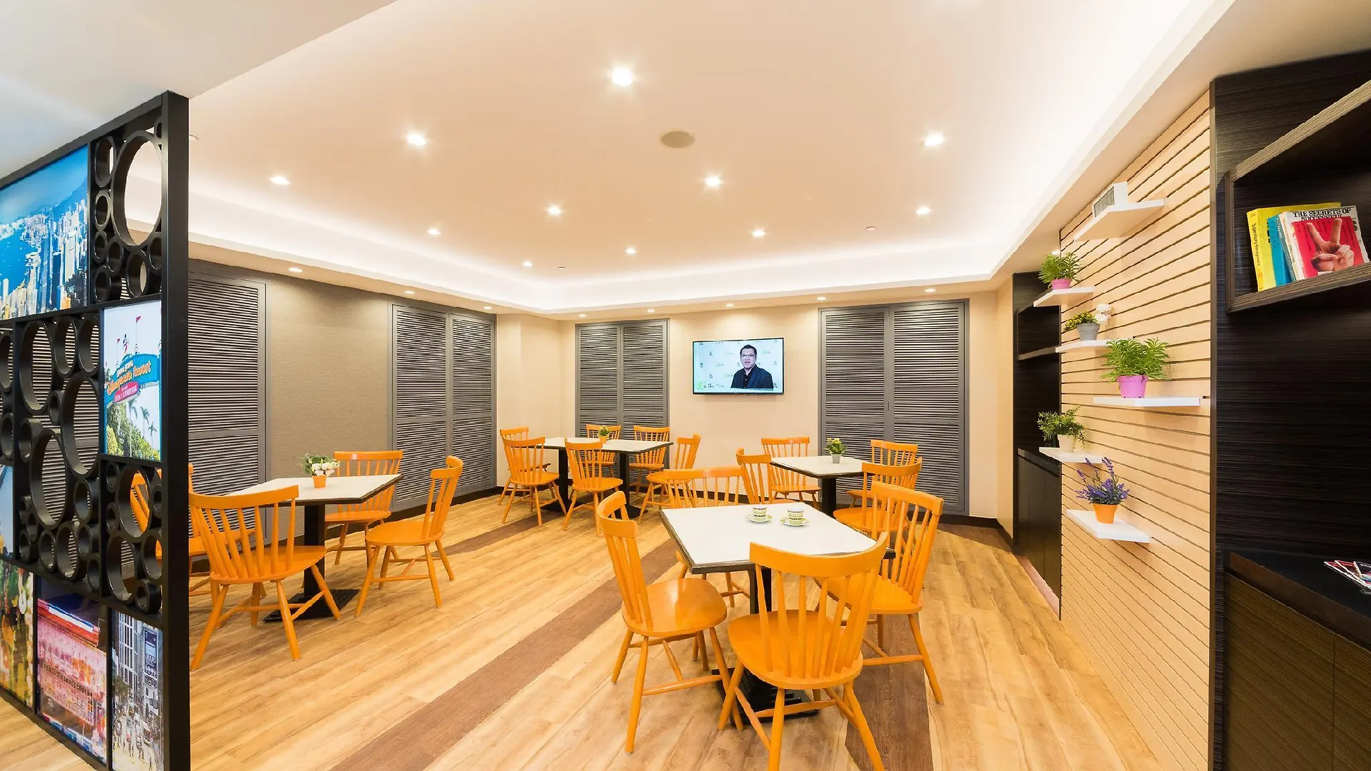West Inn Hongkong 3*,  China