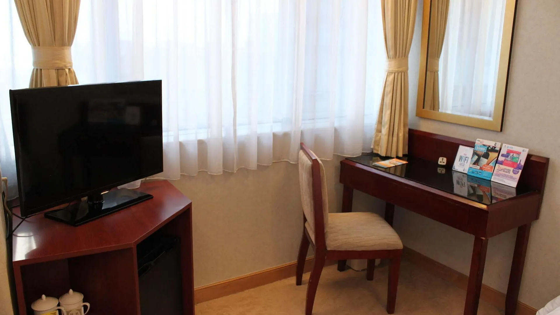 West Inn Hongkong