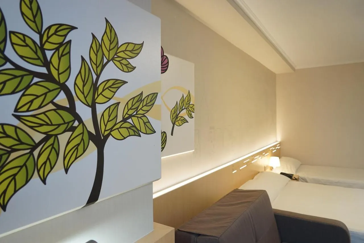 *** Hotel West Inn Hongkong China