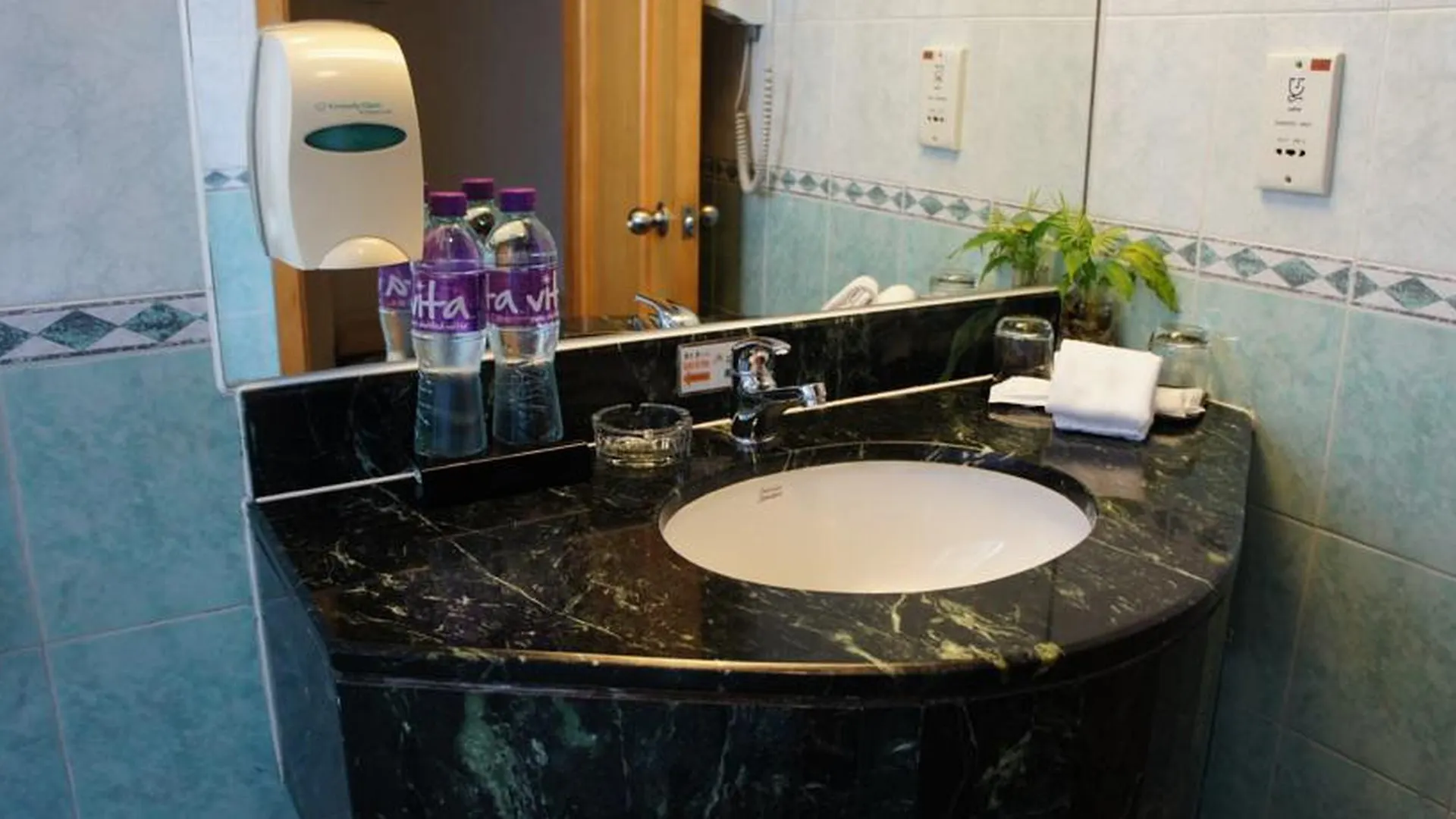 Hotel West Inn Hong Kong